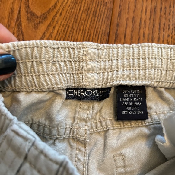 Cherokee 3T khaki pants - Picture 2 of 7